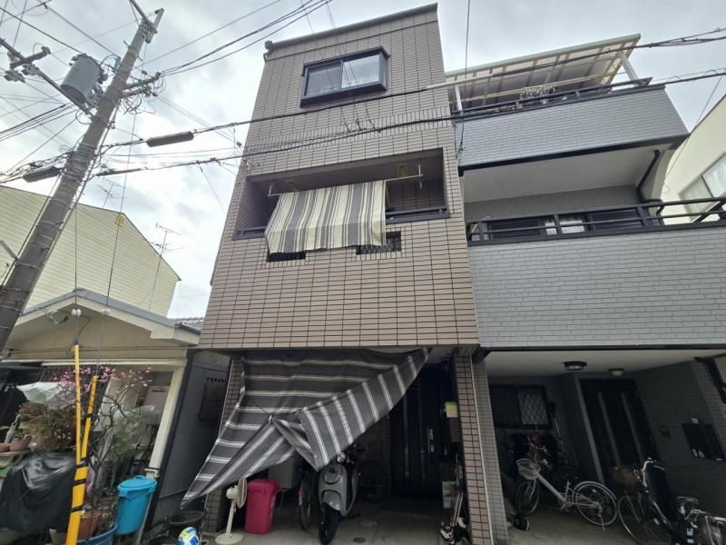 5LDK Steel-Frame House for Sale in Higashiosaka, Osaka - Thumbnail 3