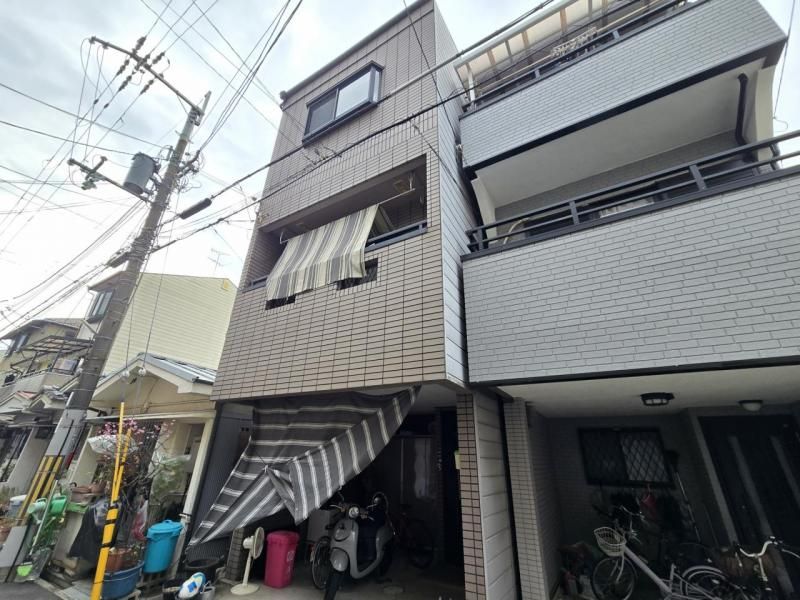 5LDK Steel-Frame House for Sale in Higashiosaka, Osaka - Thumbnail 2
