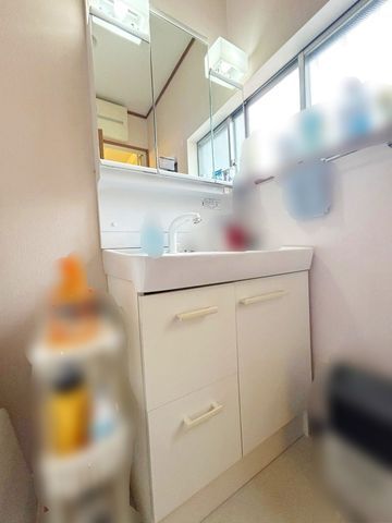 Renovated 2DK Wooden House for Sale in Yao, Osaka - Thumbnail 4