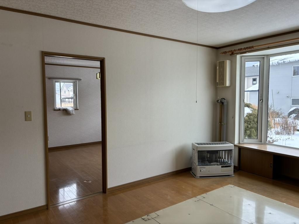 2LDK Single-Story House for Sale in Kunneppu Town, Hokkaido - Thumbnail 3