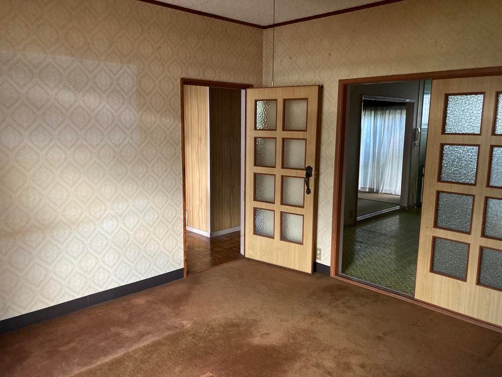 Vacant 6DK House in Wakayama City Near Kinokawa Station - Thumbnail 2
