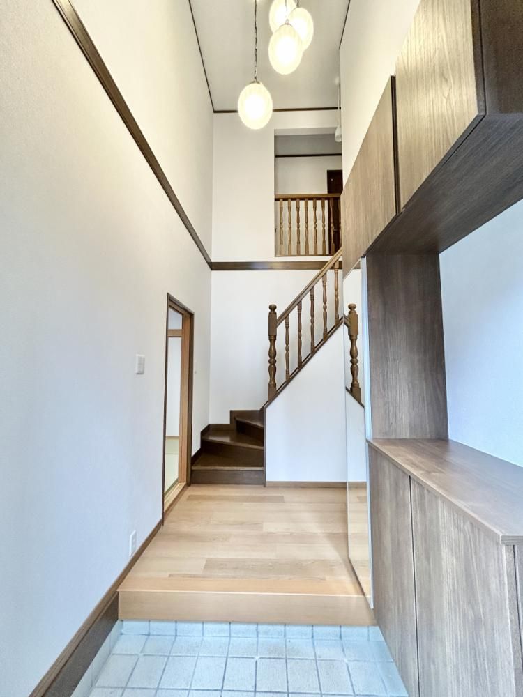 Renovated 4LDK House in Kanan, Osaka | Move-in Ready with Warranty - Thumbnail 4