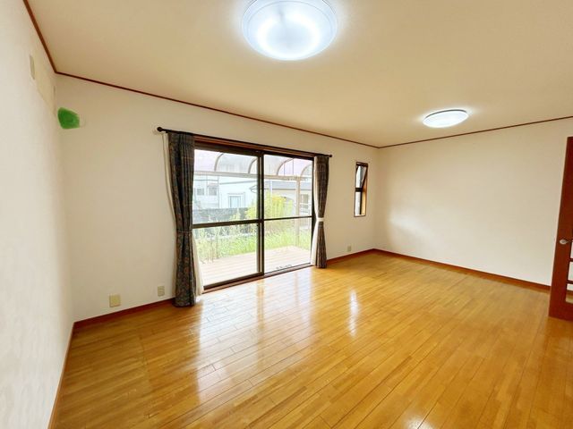 4LDK Terraced House near Seishin Chuo Station, Kobe - Thumbnail 4