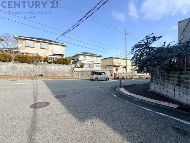 4LDK Solar-Powered Family Home for Sale in Inagawa, Hyogo - Thumbnail 3