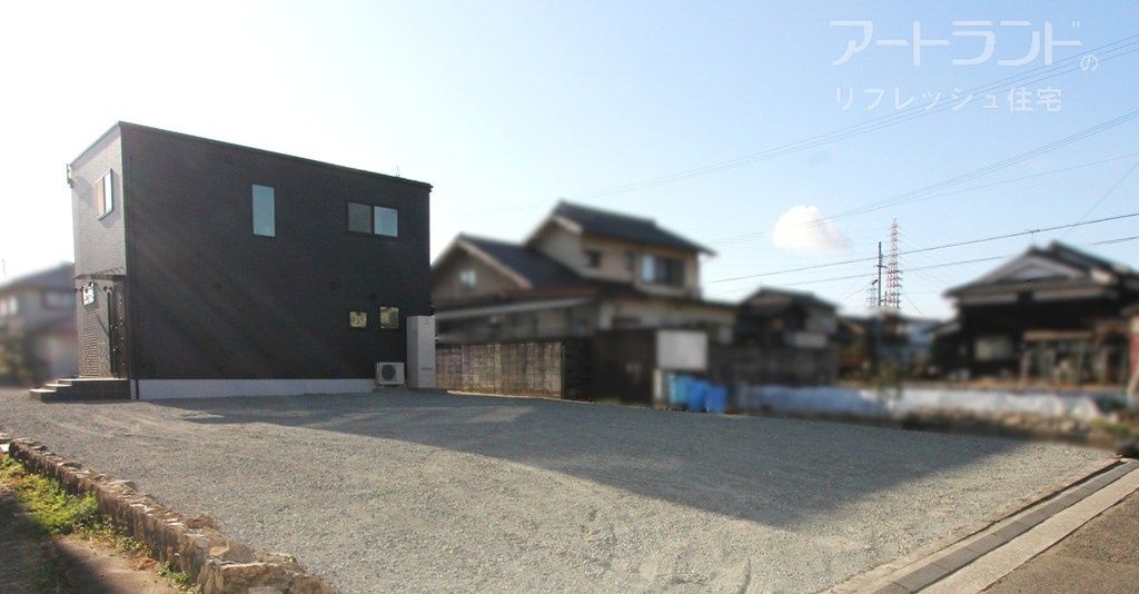 Renovated 4LDK House Near Hira-Matsu Station, Himeji - Thumbnail 2