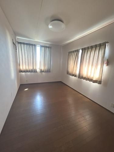 5SLDK House for Sale in Higashinada, Kobe - 192.13 sqm - Thumbnail 2
