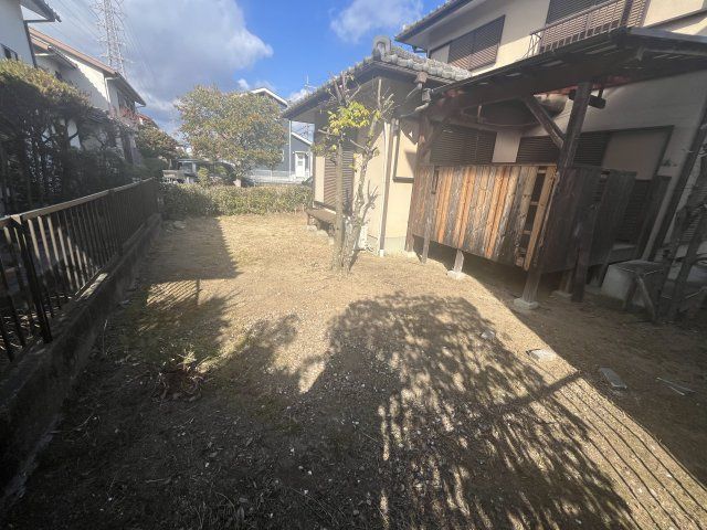 4LDK House for Sale in Hirokawa-cho, Nara - 94.39 sqm - Thumbnail 2