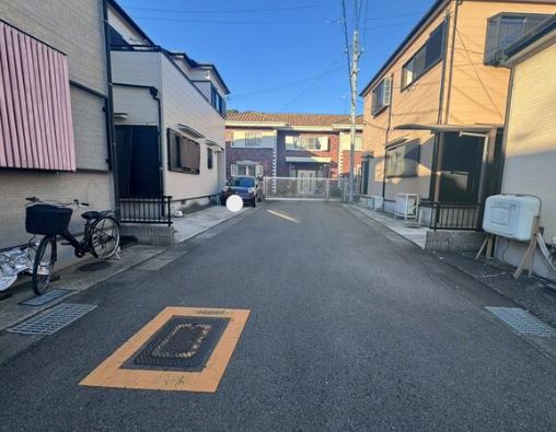 4LDK Detached House for Sale in Iwade, Wakayama - Thumbnail 2