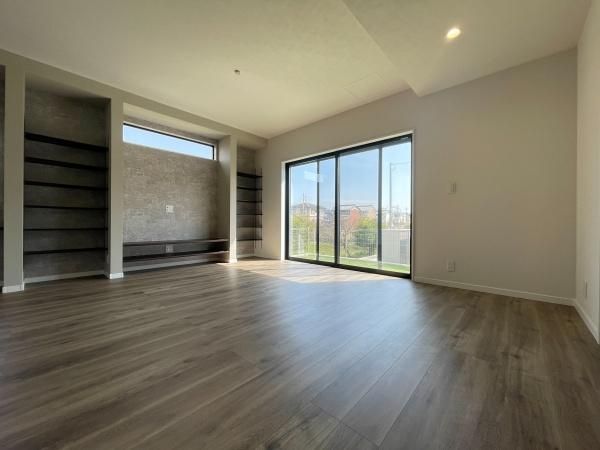 3LDK House for Sale in Yamatotakada, Nara - 101 sqm - Thumbnail 3
