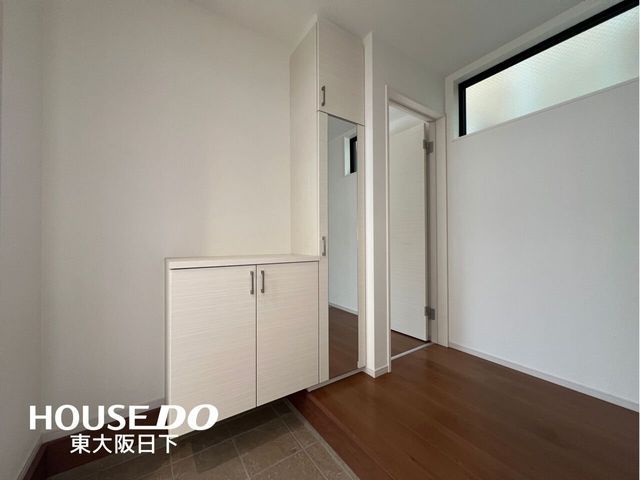 New 4LDK House for Sale Near Kawachi-Kosaka Station, Higashi-Osaka - Thumbnail 4