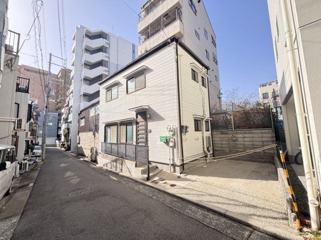 Detached House for Sale in Kobe Nada Ward, Near Maya Station - Thumbnail 2