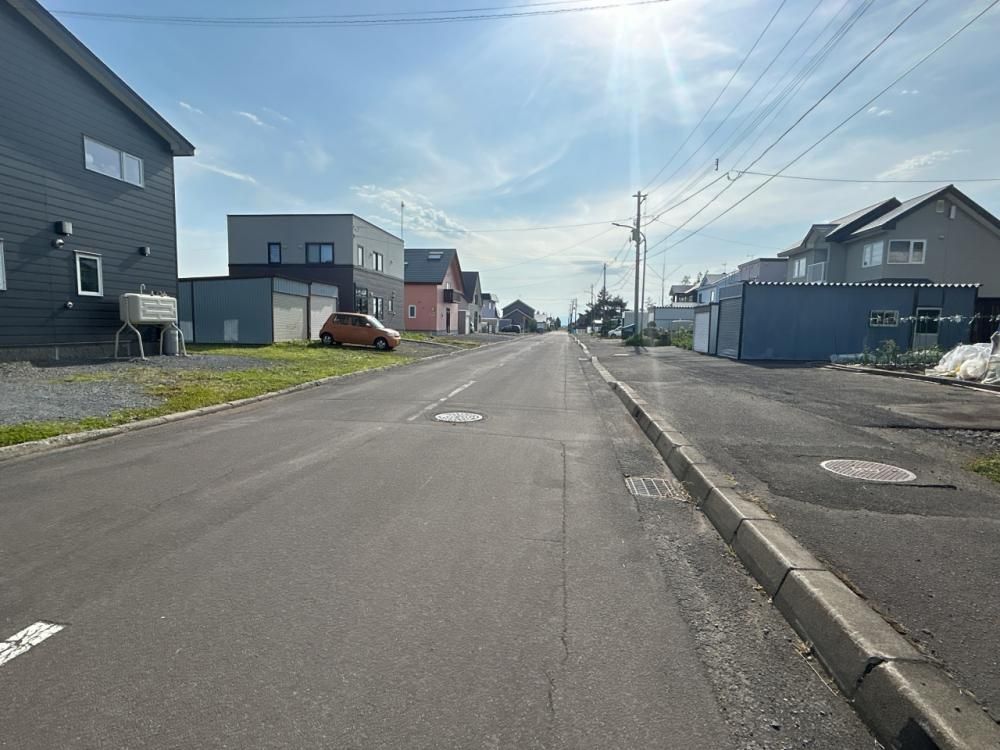 Renovated 3LDK House near Nōnai Station with Mountain Views | Fukagawa - Thumbnail 2