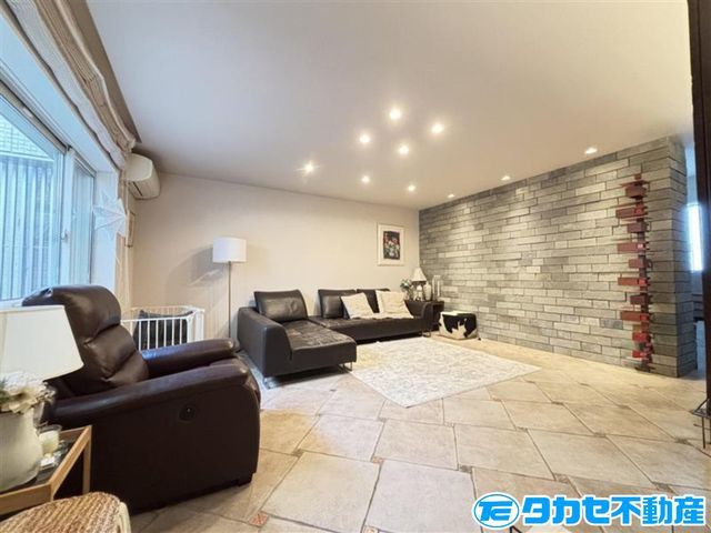 3-Story House with Elevator & Golf Simulator near Ajigawaguchi Station - Thumbnail 4