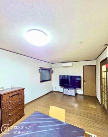 4LDK House for Sale in Moriguchi, Osaka Near Owada Station - Thumbnail 2