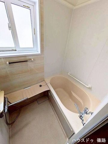 4LDK House for Sale on 86 Tsubo Plot in Ishikari, Hokkaido - Thumbnail 4