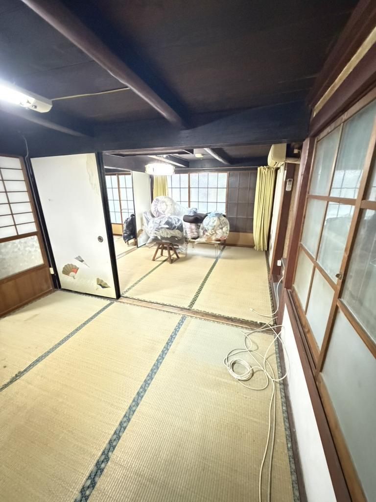 7DK Traditional Wooden House in Shirahama, Wakayama – 440 sqm Land - Thumbnail 3