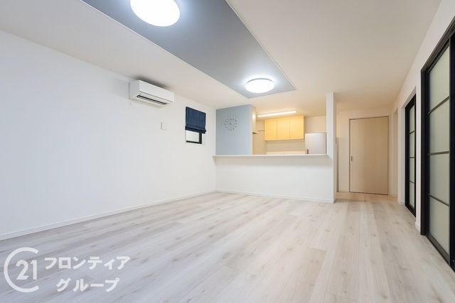 3LDK Modern House for Sale in Hirakata, Osaka | Built 2020 - Thumbnail 3