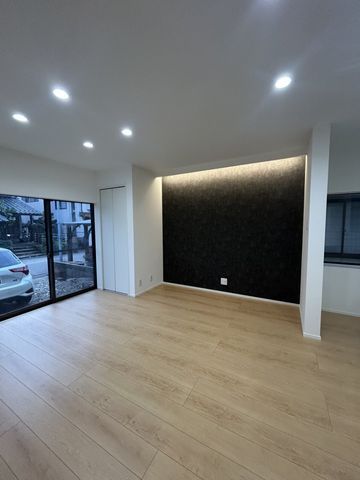 Renovated 3LDK House in Kanazawa with Parking for 3 Cars - Thumbnail 4