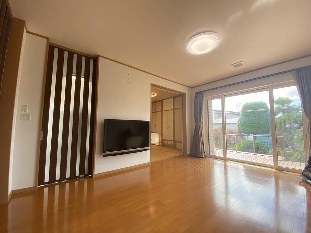 4LDK Single-Story House on 386 Tsubo Plot in Hakodate - Thumbnail 3