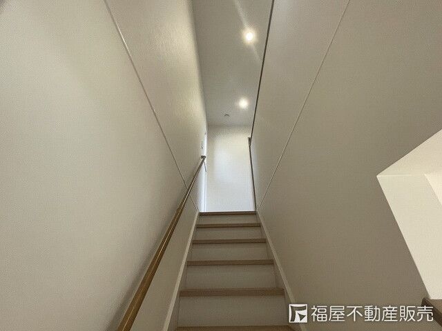 Modern 3SLDK Wooden House in Kyoto's Sakyo Ward | 2023 Build - Thumbnail 4