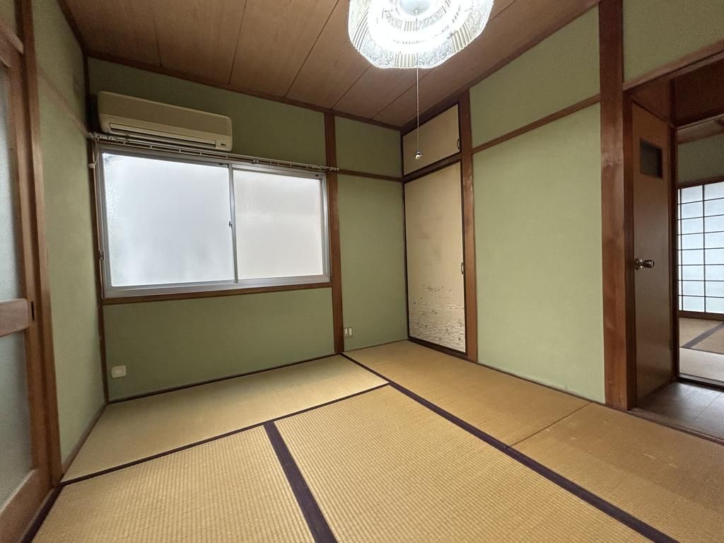 5DK Detached House for Sale in Nagata Ward, Kobe - Thumbnail 2