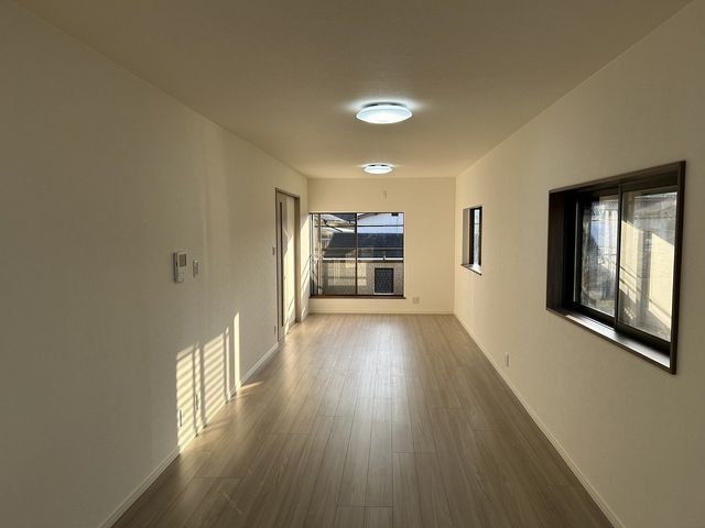 Renovated 4LDK House Near Amagasaki Station, Hyogo - Thumbnail 4