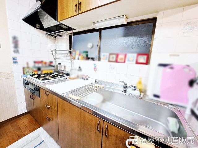 4DK Wooden House for Sale near Nishi-Tengachaya Station, Osaka - Thumbnail 3