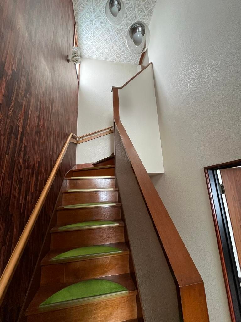 6LDK Two-Generation House for Sale in Ebetsu, Hokkaido - Thumbnail 3