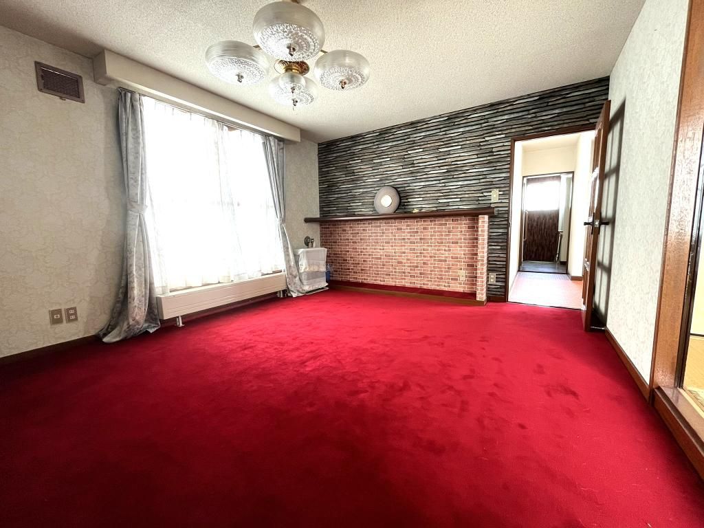 6LDK Two-Generation House for Sale in Ebetsu, Hokkaido - Thumbnail 4