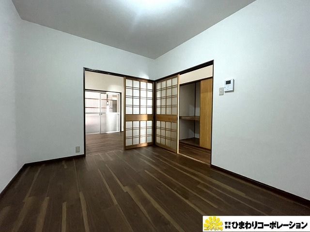 Renovated 4DK House for Sale in Higashiosaka, Osaka - Thumbnail 4