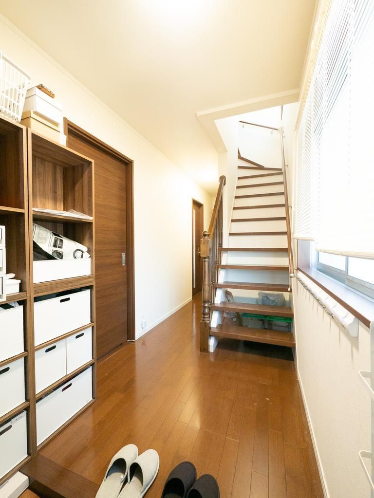 4LDK House for Sale in Hirakata, Osaka with Solar Power - Thumbnail 3
