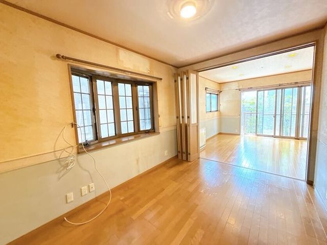 4LDK Detached House for Sale in Nara City, Nara - Thumbnail 2