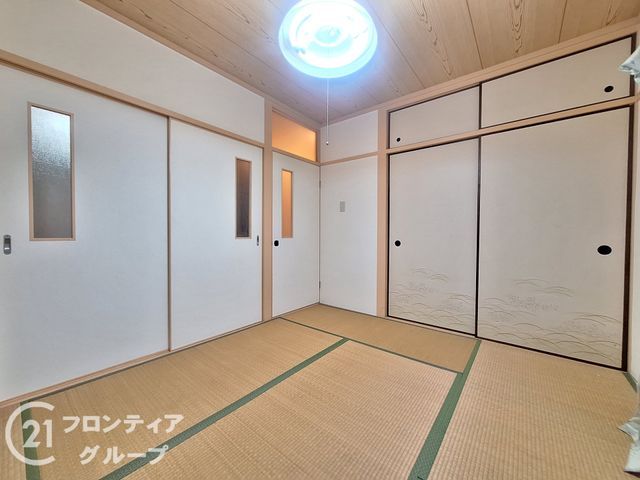 4DK Wooden House for Sale in Nishiyodogawa, Osaka - Thumbnail 4