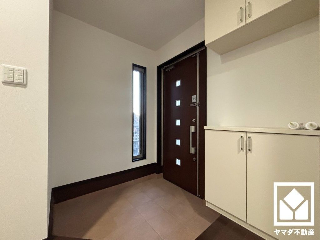4LDK House for Sale in Kurakuen, Nishinomiya, Hyogo - Thumbnail 3