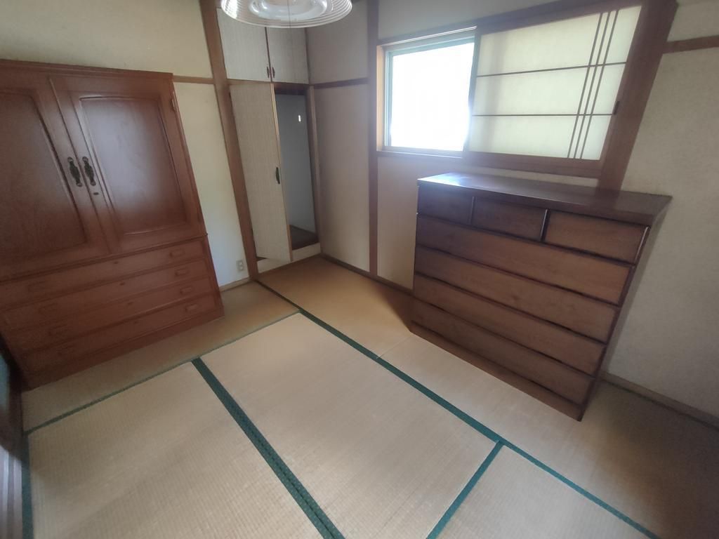 5DK House for Sale in Oyodo-cho, Nara Prefecture - Thumbnail 3