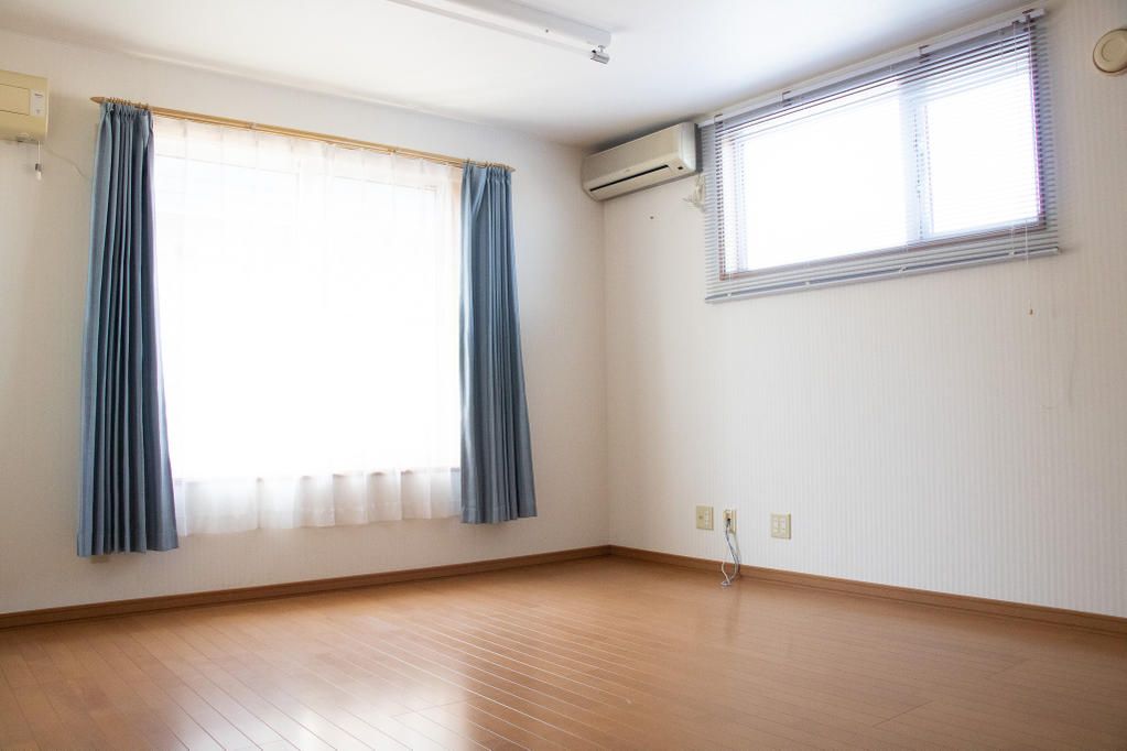 6LDK Renovated Family House for Sale in Takikawa, Hokkaido - Thumbnail 3