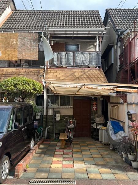 3DK Terraced House for Sale in Tsurumi Ward, Osaka - Thumbnail 2