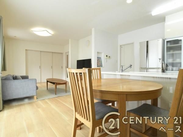 2011 Built 4LDK House Near Horyuji Station, Ikaruga, Nara - Thumbnail 4