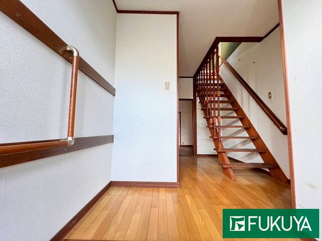 4LDK Wooden House for Sale in Kashiwara, Osaka - 7 Min Walk to Station - Thumbnail 3