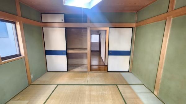 4LDK Family Home in Higashi-Osaka with Recent Renovations & Parking - Thumbnail 4