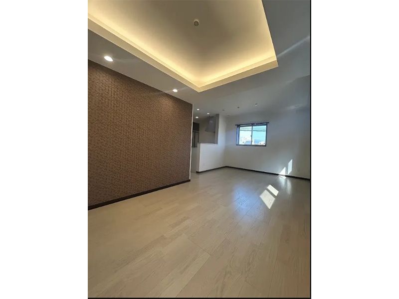 Modern 2SLDK House in Kobe Nagata, 6 Mins to Kosoku-Nagata Station - Image 1