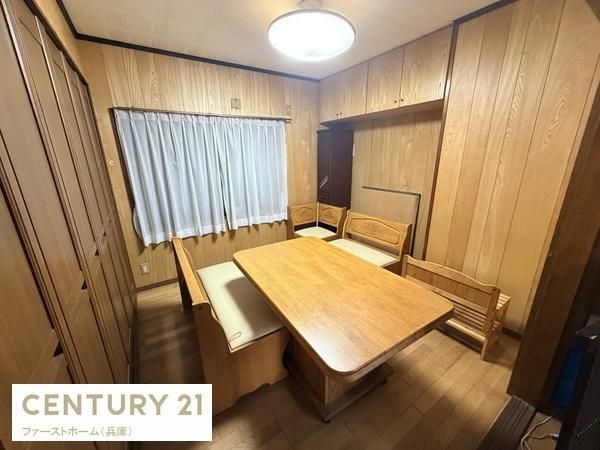 Spacious 5DK House in Himeji, Hyogo - 129.95 sqm for Sale - Thumbnail 3