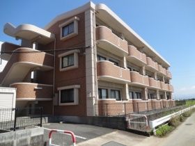 2LDK Apartment for Rent in Minami Ward, Kumamoto City Near Nishikuma moto Station - Thumbnail 4