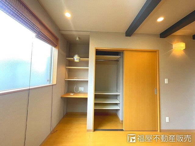 5DK Detached House for Sale in Sakai, Osaka - 120.6 sqm - Thumbnail 2