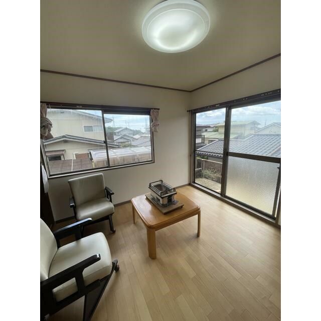 5DK Detached House for Sale in Shimonoseki's Chofu Area - Thumbnail 3