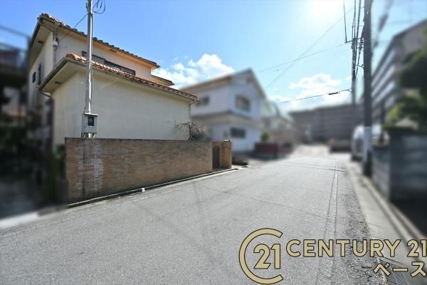 5SLDK House for Sale in Yamatotakada City, Nara - Thumbnail 4