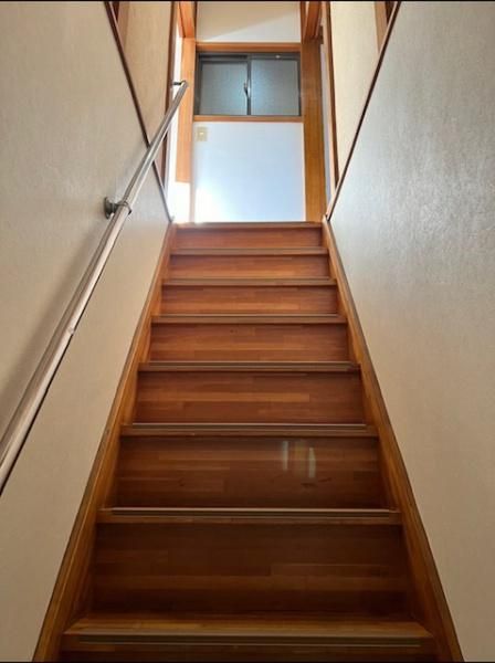 Tenanted 3-Storey Steel House for Sale in Neyagawa, Osaka - Thumbnail 3