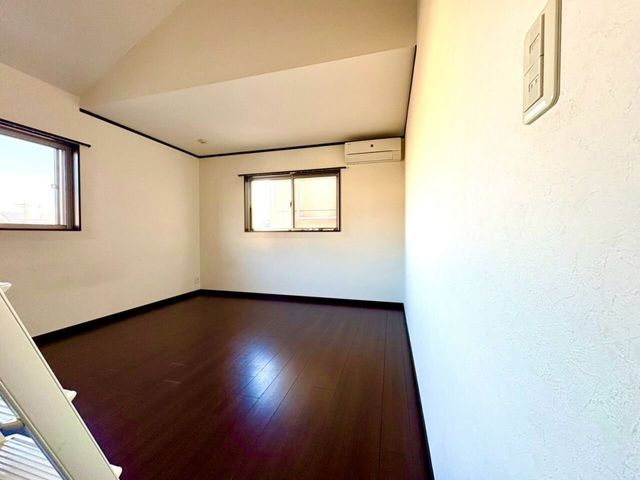 2010 Built 1SLDK House with Loft & Parking in Sakai, Osaka - Thumbnail 4