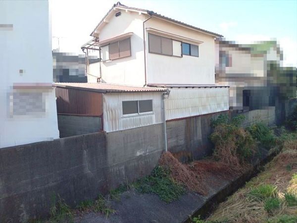 4DK Detached House for Sale in Kaizuka, Osaka - 6980000 Yen - Thumbnail 2