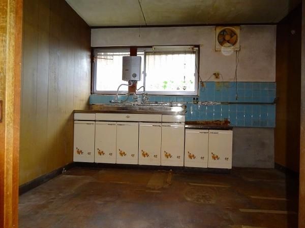 150 Tsubo Land with 4DK House for Sale in Sennan City, Osaka - Thumbnail 4